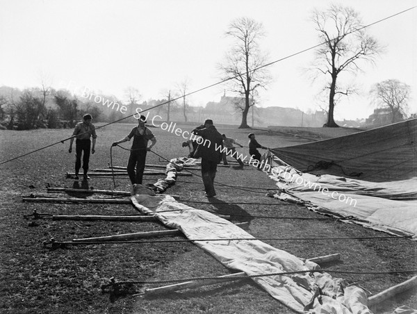 CIRCUS ERECTING 'BIG TOP'